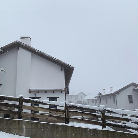 Apartamentos Jaca Mirador De Badaguas 3000 外观 照片