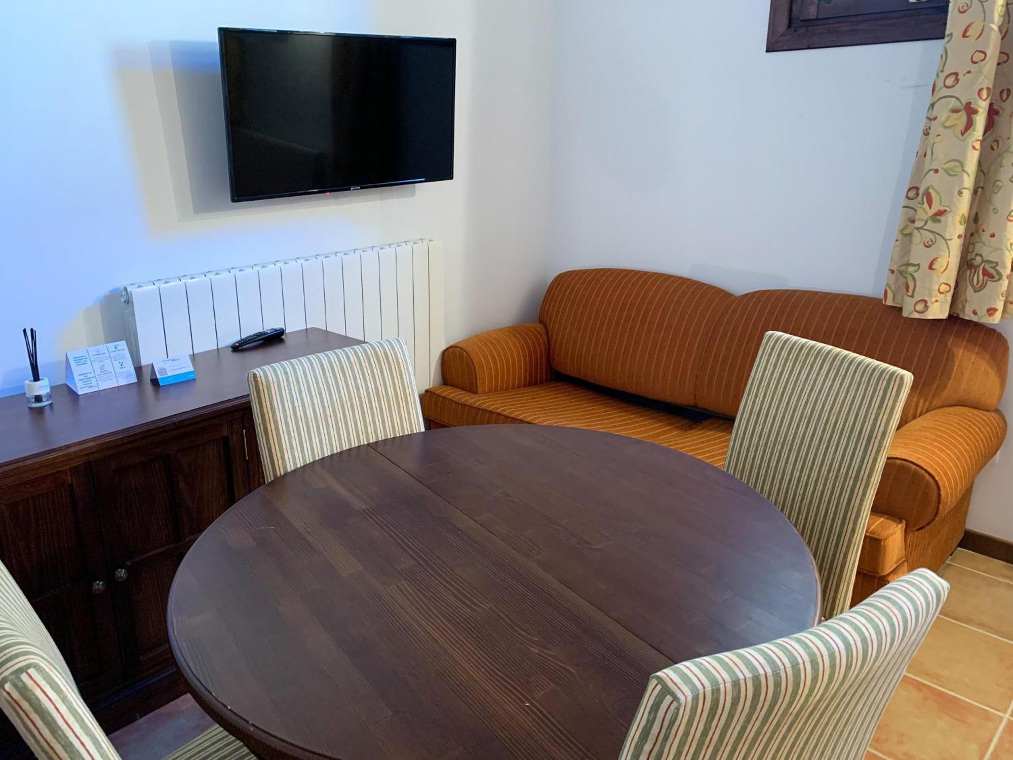 Apartamentos Jaca Mirador De Badaguas 3000 外观 照片